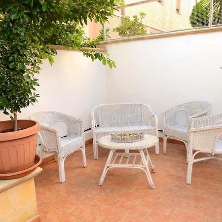 アパート With One Bedroom In With Furnished Balcony And Wifi 3 Km From The Beach *