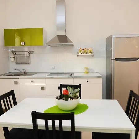 With One Bedroom In With Furnished Balcony And Wifi 3 Km From The Beach شقة سكانتْسانو
