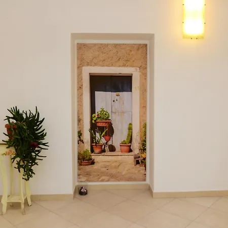 With One Bedroom In With Furnished Balcony And Wifi 3 Km From The Beach شقة سكانتْسانو